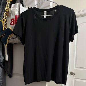 Lululemon Black shirt
